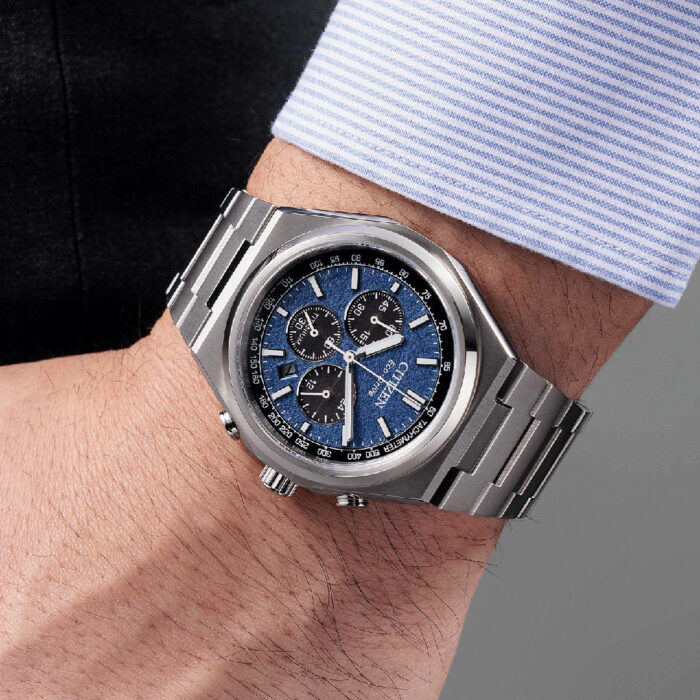 Reloj Citizen Super Titanium Esfera Azul CA4610-85L - Imagen 4