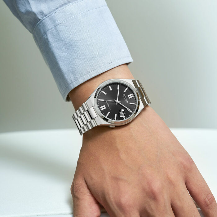 Reloj Citizen Tsuyosa Negro NJ0150-81E - Imagen 2