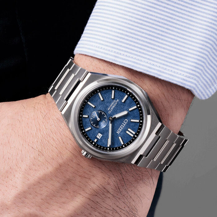 Reloj Citizen Super Titanium Azul NJ0180-80L - Imagen 2