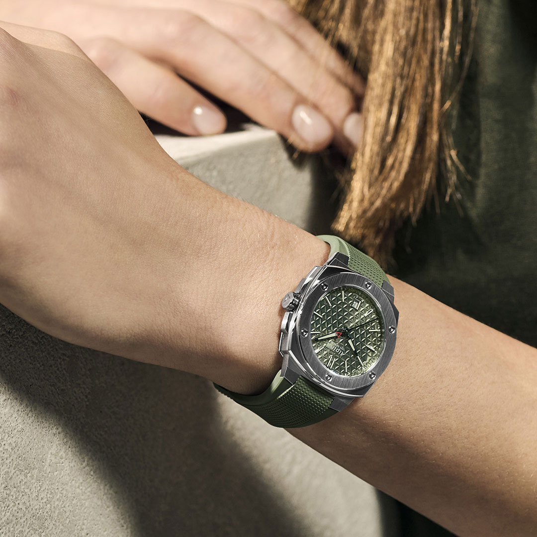 Reloj Alpina Alpiner Extreme Quartz Verde AL-220K2AE6 - Imagen 5